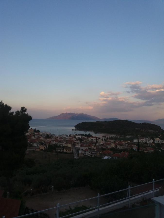 Nera'S View Apartamento Epidaurus Exterior foto