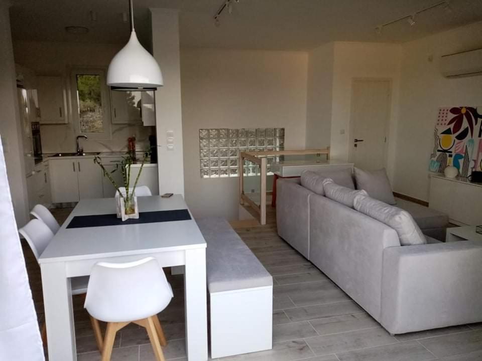 Nera'S View Apartamento Epidaurus Exterior foto