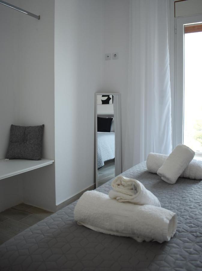 Nera'S View Apartamento Epidaurus Exterior foto